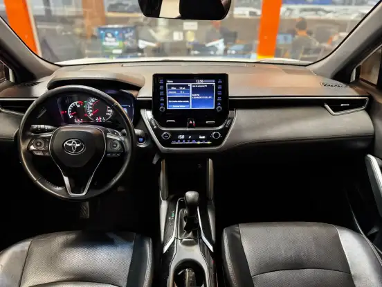 TOYOTA-COROLLA CROSS-2021