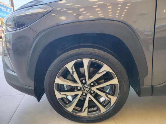TOYOTA-COROLLA CROSS-2021