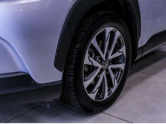 TOYOTA-COROLLA CROSS-2023