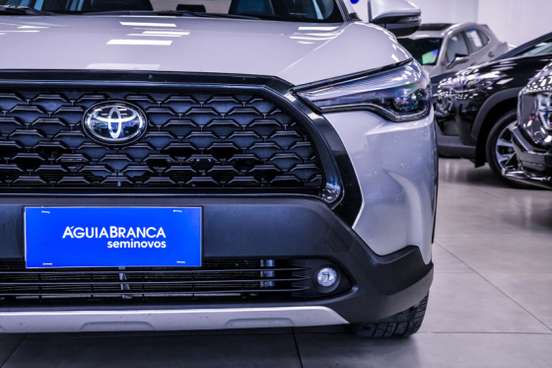 TOYOTA-COROLLA CROSS-2023