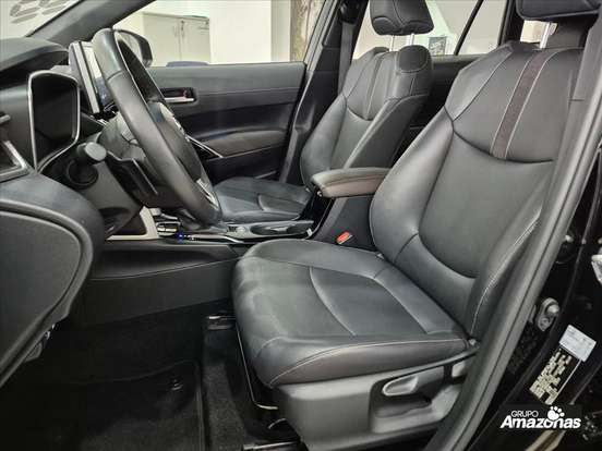 TOYOTA-COROLLA CROSS-2024