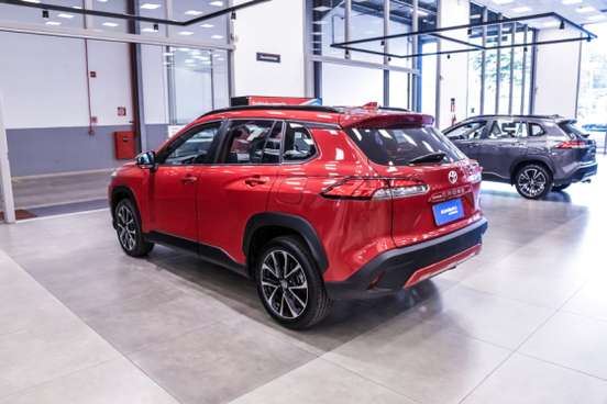 TOYOTA-COROLLA CROSS-2024
