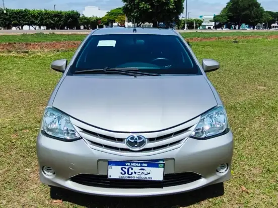 TOYOTA-ETIOS-1.3 X 16V FLEX 4P MANUAL TOYOTA-ETIOS-2016