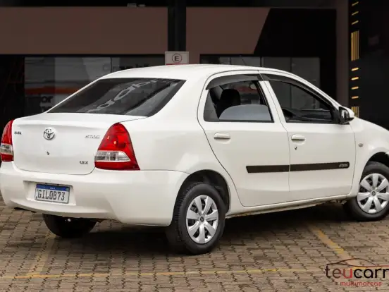 TOYOTA-ETIOS-1.5 X SEDAN 16V FLEX 4P AUTOMÁTICO TOYOTA-ETIOS-2016