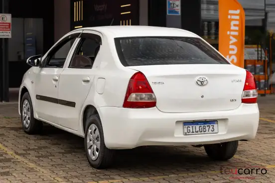 TOYOTA-ETIOS-1.5 X SEDAN 16V FLEX 4P AUTOMÁTICO TOYOTA-ETIOS-2016
