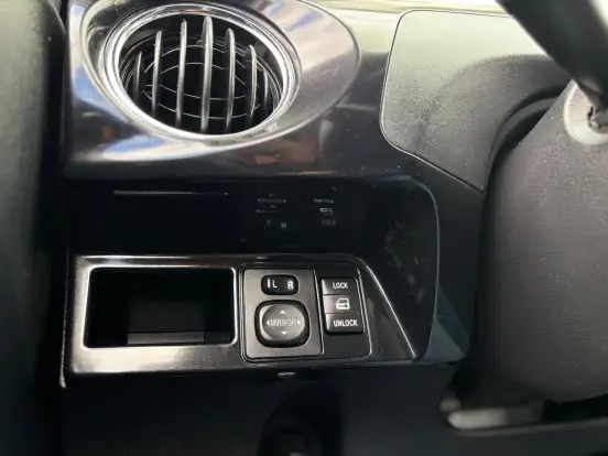 TOYOTA-ETIOS-1.5 XLS 16V FLEX 4P AUTOMÁTICO TOYOTA-ETIOS-2016