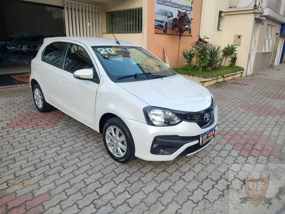 TOYOTA ETIOS 1.5 X PLUS 16V FLEX 4P AUTOMÁTICO