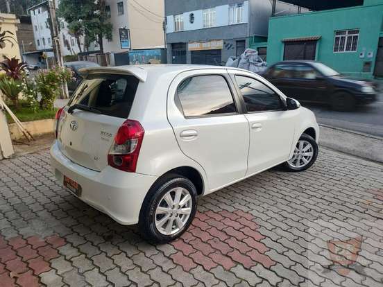 TOYOTA-ETIOS-1.5 X PLUS 16V FLEX 4P AUTOMÁTICO TOYOTA-ETIOS-2020