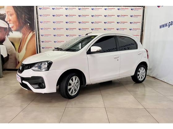 TOYOTA ETIOS 1.5 X PLUS 16V FLEX 4P AUTOMÁTICO