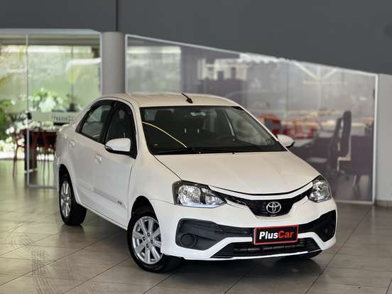 TOYOTA-ETIOS-1.5 X PLUS SEDAN 16V FLEX 4P MANUAL TOYOTA-ETIOS-2019