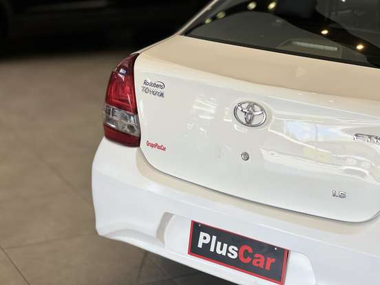 TOYOTA-ETIOS-1.5 X PLUS SEDAN 16V FLEX 4P MANUAL TOYOTA-ETIOS-2019