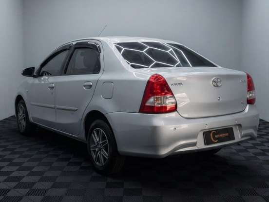 TOYOTA-ETIOS-1.5 X SEDAN 16V FLEX 4P AUTOMÁTICO TOYOTA-ETIOS-2017