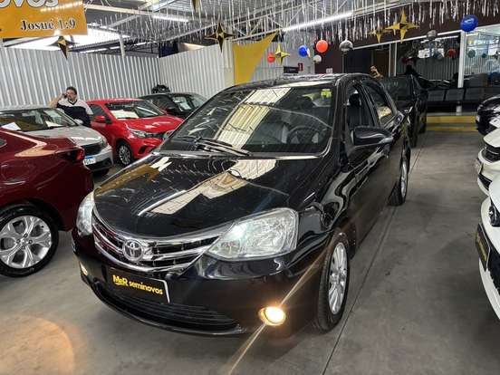 TOYOTA-ETIOS-1.5 XLS SEDAN 16V FLEX 4P MANUAL TOYOTA-ETIOS-2015