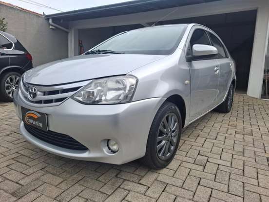 TOYOTA-ETIOS-1.5 XLS SEDAN 16V FLEX 4P MANUAL TOYOTA-ETIOS-2014