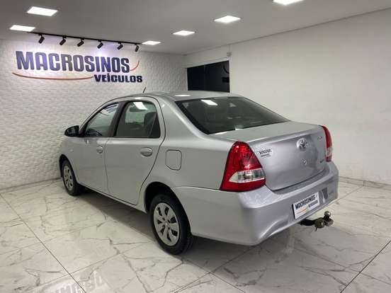 TOYOTA-ETIOS-1.5 XS SEDAN 16V FLEX 4P AUTOMÁTICO TOYOTA-ETIOS-2018