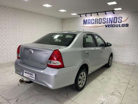TOYOTA-ETIOS-1.5 XS SEDAN 16V FLEX 4P AUTOMÁTICO TOYOTA-ETIOS-2018