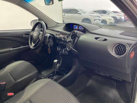 TOYOTA-ETIOS-1.5 XS SEDAN 16V FLEX 4P AUTOMÁTICO TOYOTA-ETIOS-2018