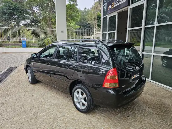TOYOTA-FIELDER-1.8 16V GASOLINA 4P AUTOMÁTICO TOYOTA-FIELDER-2005