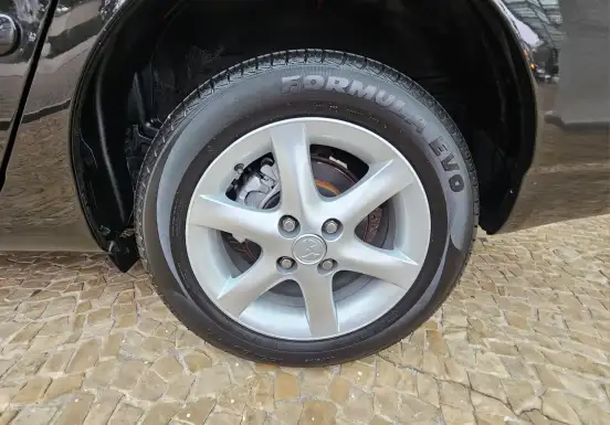 TOYOTA-FIELDER-2005