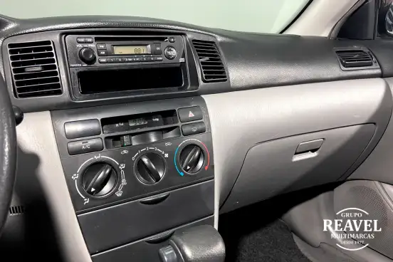 TOYOTA-FIELDER-1.8 16V GASOLINA 4P AUTOMÁTICO TOYOTA-FIELDER-2005