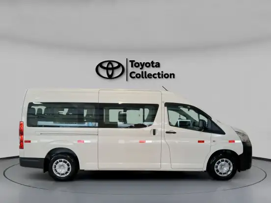 TOYOTA-HIACE-2024