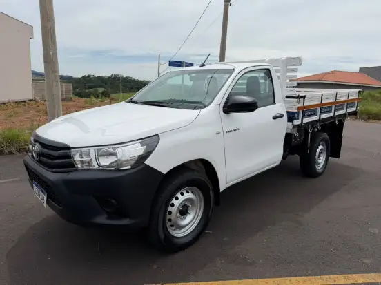 TOYOTA-HILUX-2.8 4X4 CS 16V TURBO DIESEL 2P MANUAL TOYOTA-HILUX-2018