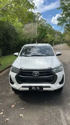 TOYOTA-HILUX-2020