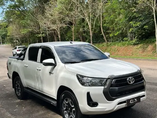 TOYOTA-HILUX-2.8 D-4D TURBO DIESEL CD POWER PACK 4X4 MANUAL TOYOTA-HILUX-2020