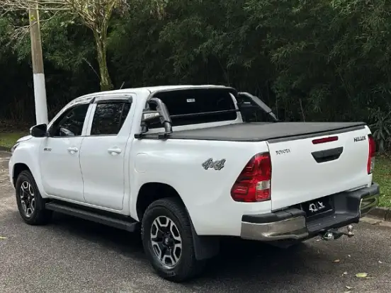 TOYOTA-HILUX-2.8 D-4D TURBO DIESEL CD POWER PACK 4X4 MANUAL TOYOTA-HILUX-2020