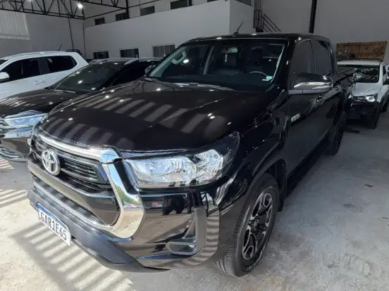 TOYOTA-HILUX-2.8 D-4D TURBO DIESEL CD SRV 4X4 AUTOMÁTICO TOYOTA-HILUX-2021