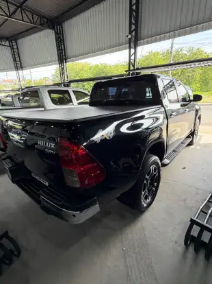 TOYOTA-HILUX-2021