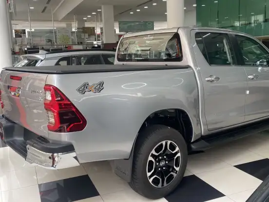 TOYOTA-HILUX-2.8 D-4D TURBO DIESEL CD SRV 4X4 AUTOMÁTICO TOYOTA-HILUX-2026