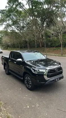 TOYOTA-HILUX-2022