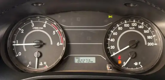 TOYOTA-HILUX-2021