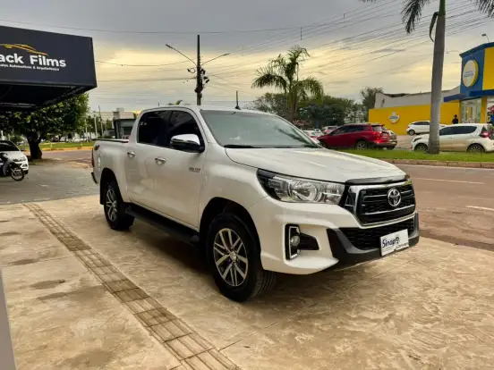 TOYOTA-HILUX-2.8 SRV 4X4 CD 16V DIESEL 4P AUTOMÁTICO TOYOTA-HILUX-2020