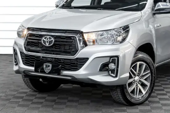 TOYOTA-HILUX-2020
