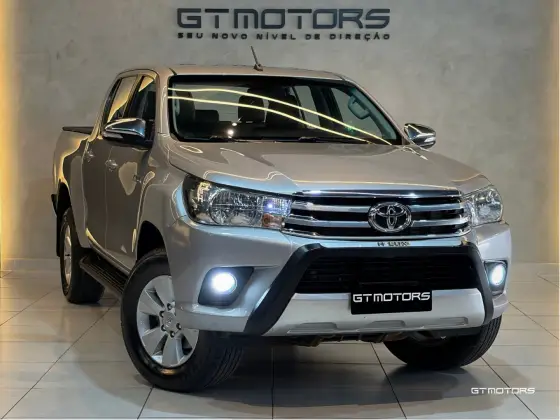 TOYOTA HILUX 2.8 SRV 4X4 CD 16V DIESEL 4P AUTOMÁTICO