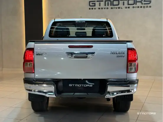 TOYOTA-HILUX-2017