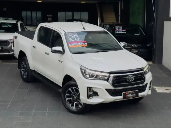 TOYOTA-HILUX-2019