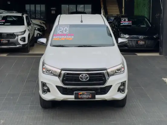 TOYOTA-HILUX-2019