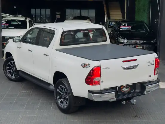 TOYOTA-HILUX-2.8 SRX 4X4 CD 16V DIESEL 4P AUTOMÁTICO TOYOTA-HILUX-2019