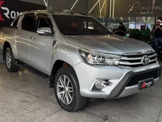 TOYOTA-HILUX-2.8 SRX 4X4 CD 16V DIESEL 4P AUTOMÁTICO TOYOTA-HILUX-2015