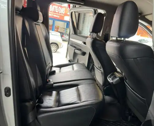 TOYOTA-HILUX-2015