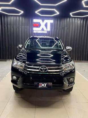 TOYOTA-HILUX-2016