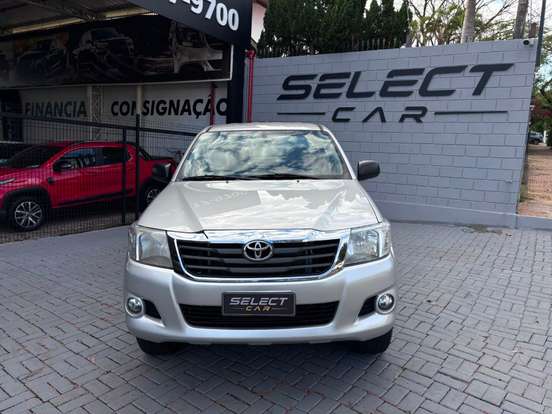TOYOTA-HILUX-2.7 SR 4X2 CD 16V FLEX 4P AUTOMÁTICO TOYOTA-HILUX-2014