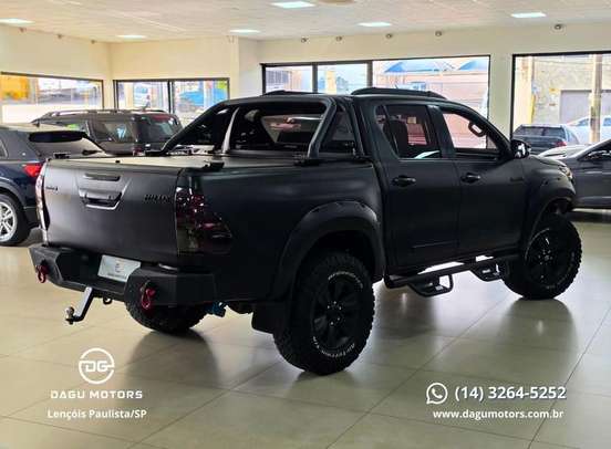 TOYOTA-HILUX-2018