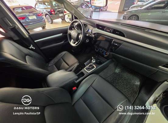 TOYOTA-HILUX-2.7 SR 4X2 CD 16V FLEX 4P AUTOMÁTICO TOYOTA-HILUX-2018