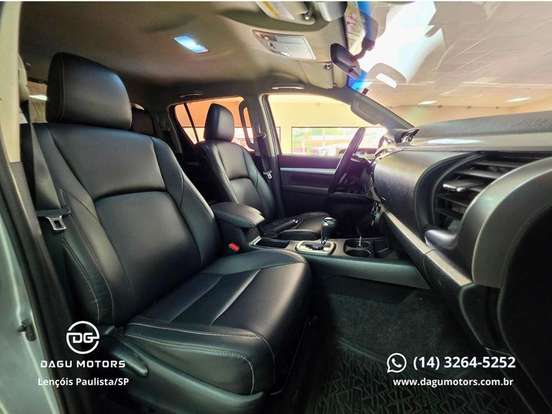 TOYOTA-HILUX-2.7 SR 4X2 CD 16V FLEX 4P AUTOMÁTICO TOYOTA-HILUX-2018