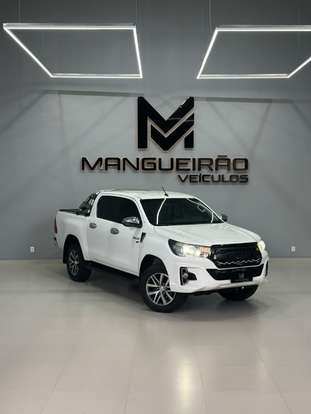 TOYOTA-HILUX-2.7 SR 4X2 CD 16V FLEX 4P MANUAL TOYOTA-HILUX-2018