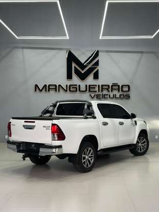 TOYOTA-HILUX-2.7 SR 4X2 CD 16V FLEX 4P MANUAL TOYOTA-HILUX-2018